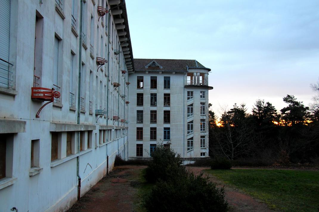 sanatorium chm