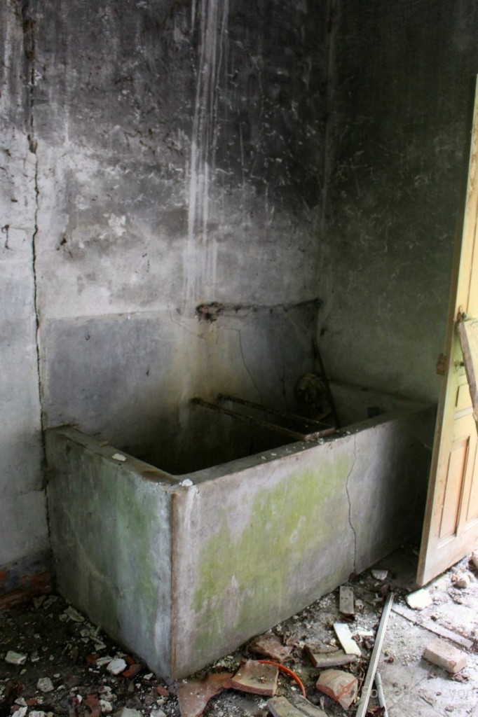 lotissement abandonné maison du boss