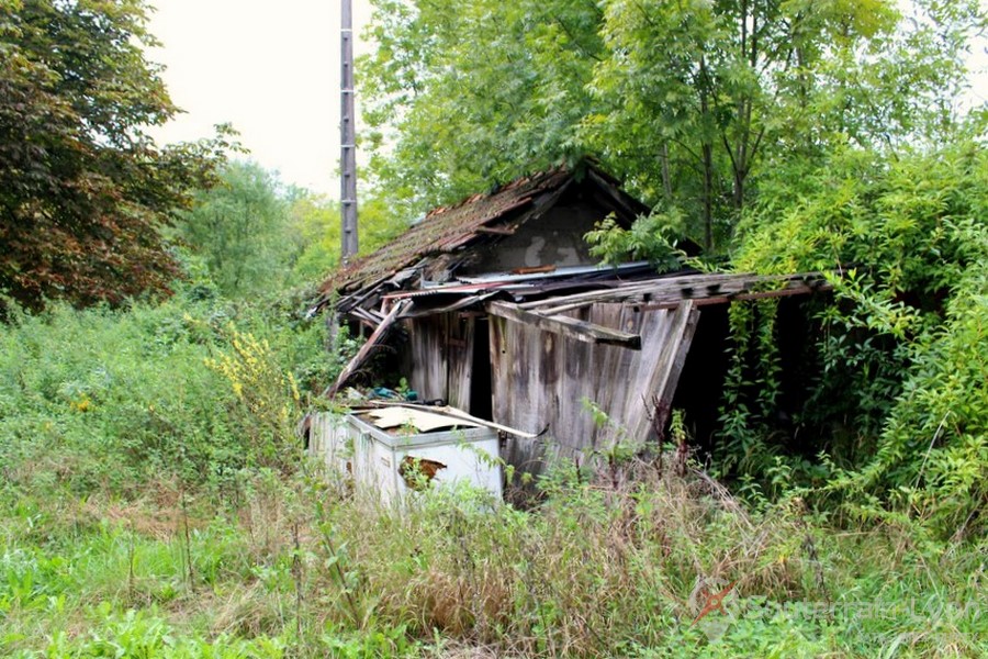 lotissement abandonné maison du gardien