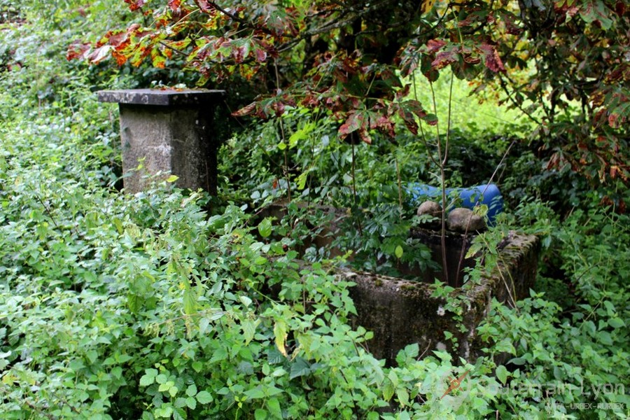 lotissement abandonné maison du gardien