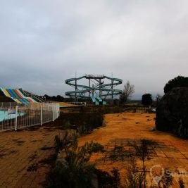 parc de loisir abandonné