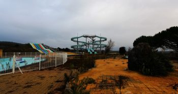 parc de loisir abandonné