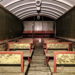 le tunnel du petit train rouge