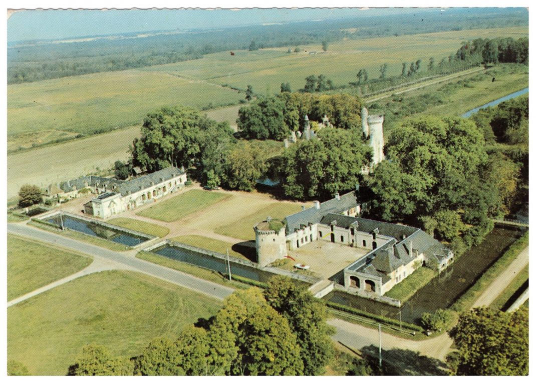 Château la Mothe-Chandeniers crowdfunding urbex