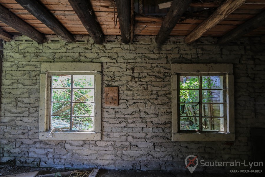 Manoir aux Poupées maison abandonnée urbex