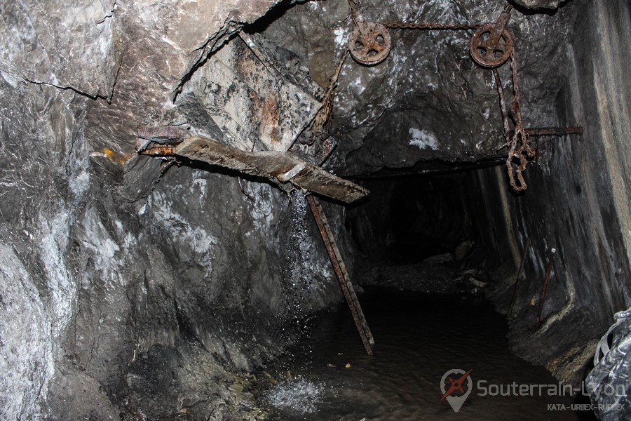 Carrière carrière de ciment abandonnée 2