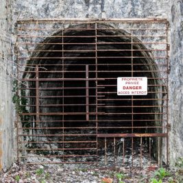 Carrière carrière de ciment abandonnée