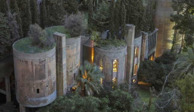 Restauration de ruines l'équilibre en histoire et modernité