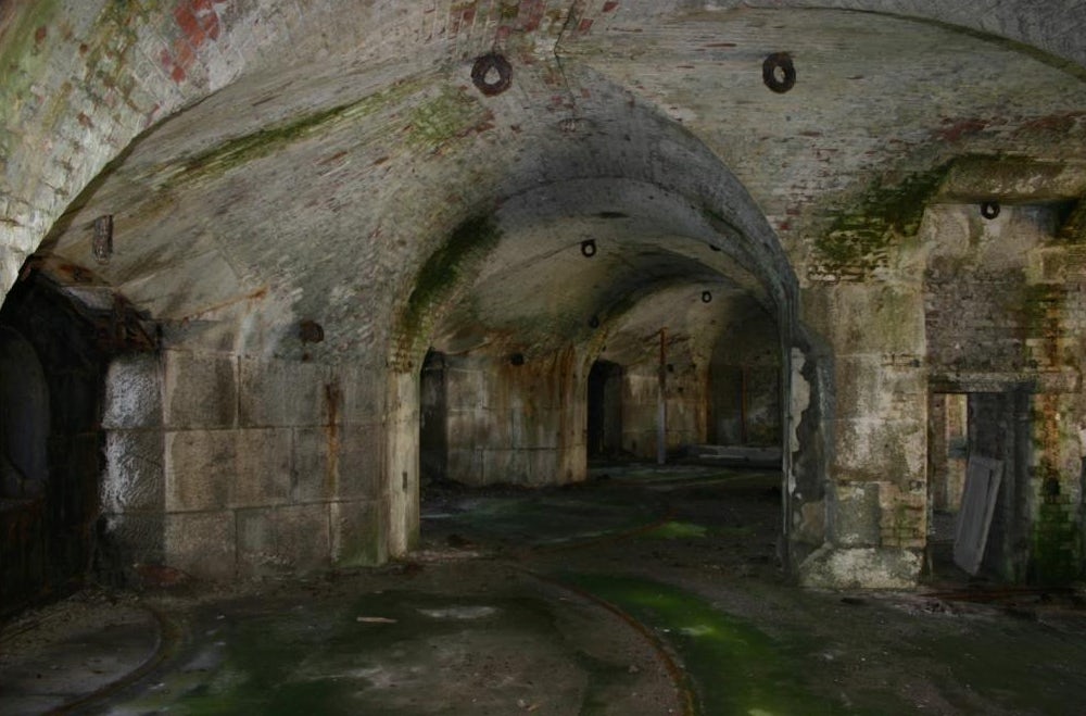 Stack Rock Fort lieu abandonné 12