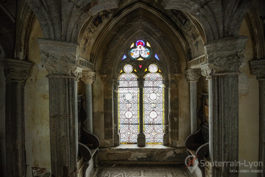 cloitre et chapelle abandonné 9