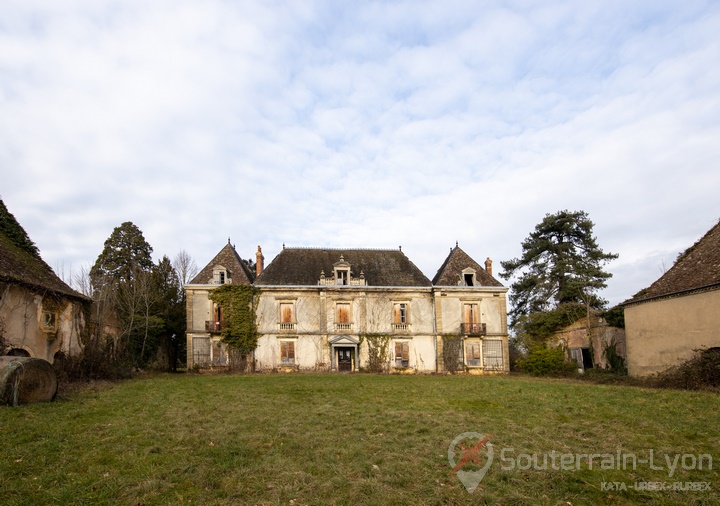 Le château abandonné urbex 27