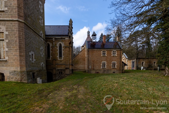 château abandonné france 13