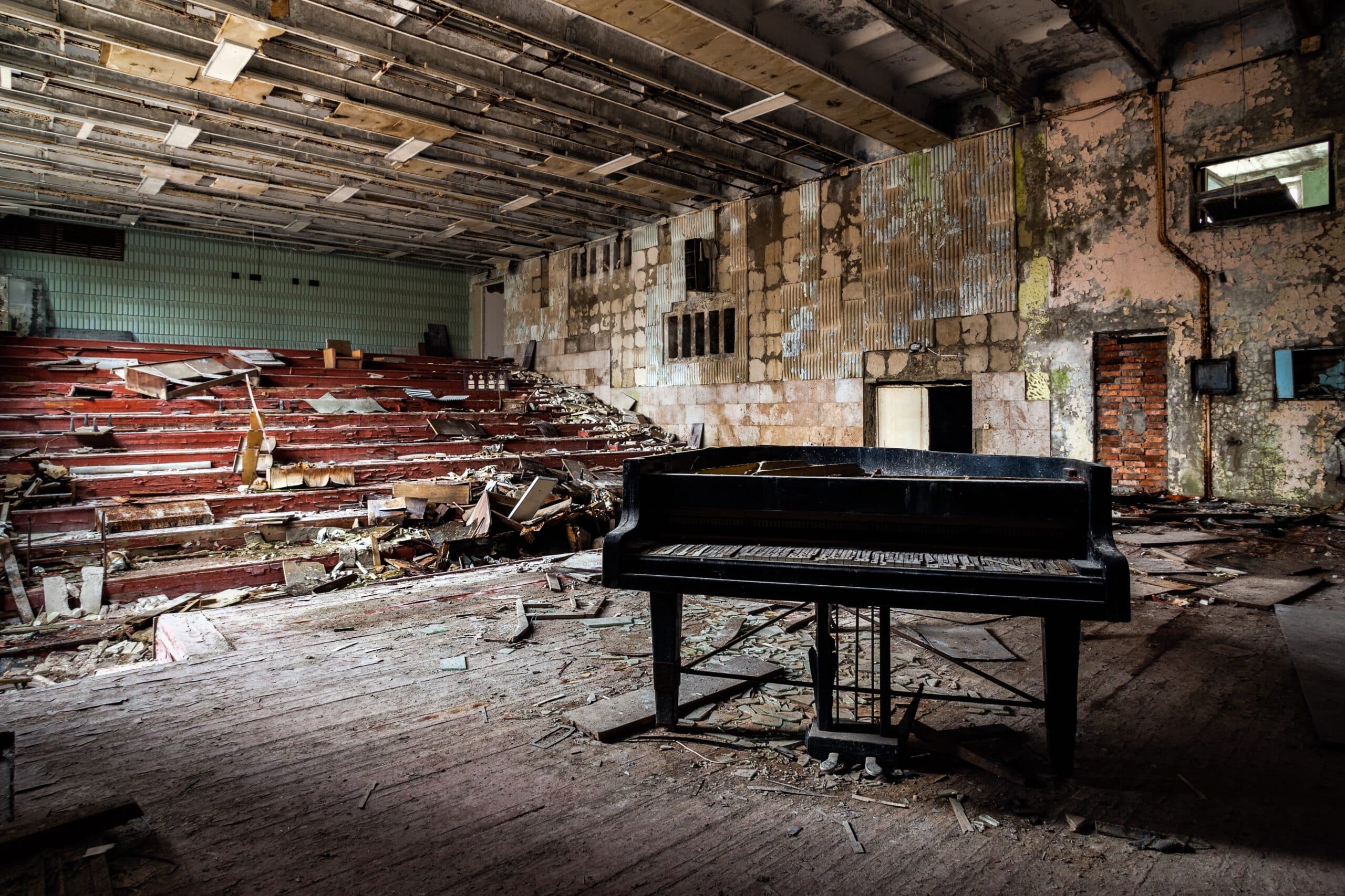 Dangers de l'urbex comprendre les risques liés à l'exploration urbaine